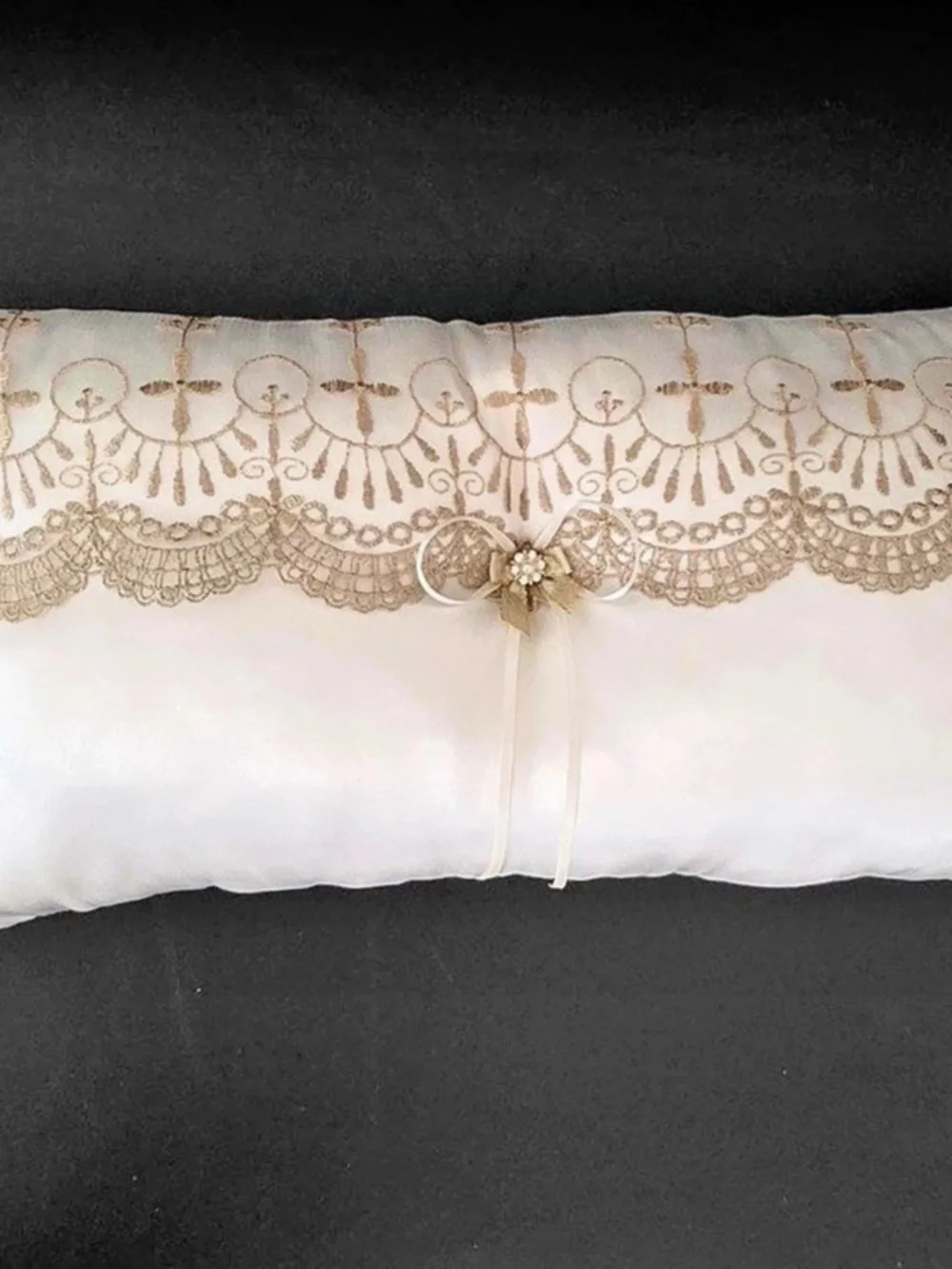 White & Gold Lace Decorative Accent wedding Pillow Set - like new